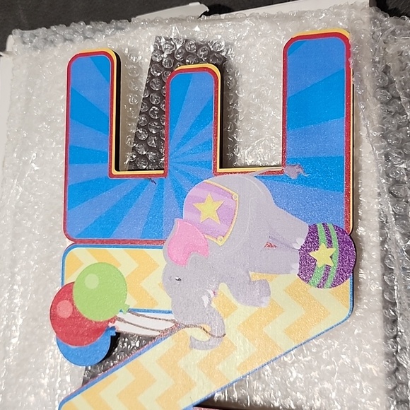 Circus number one stand - Picture 2 of 4